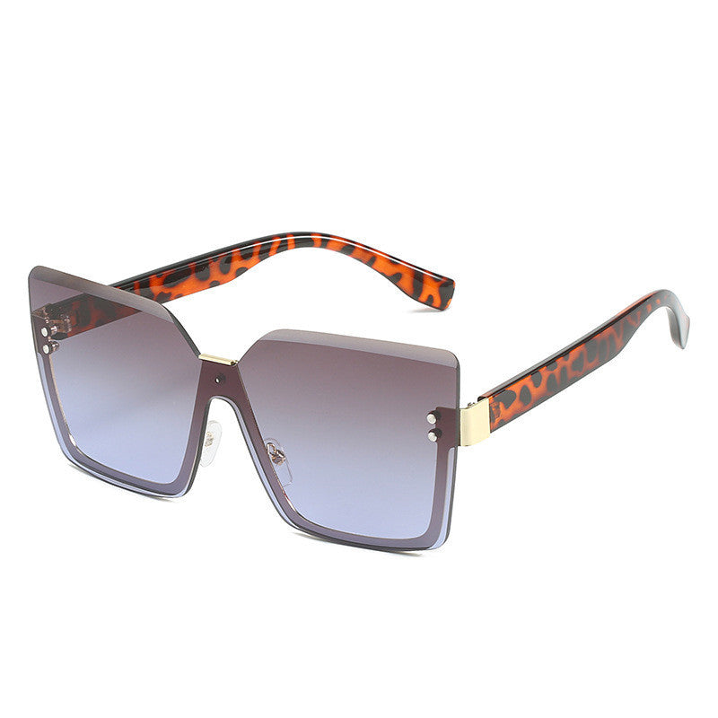 Summer girl sunglasses